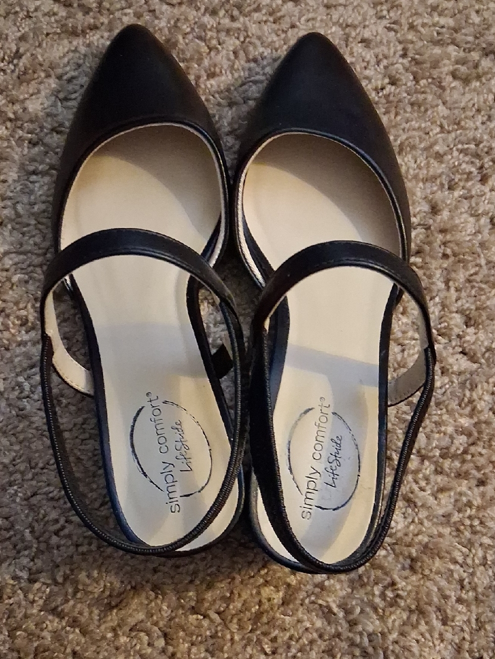 ® Black Pointed-Toe Slingback Flats